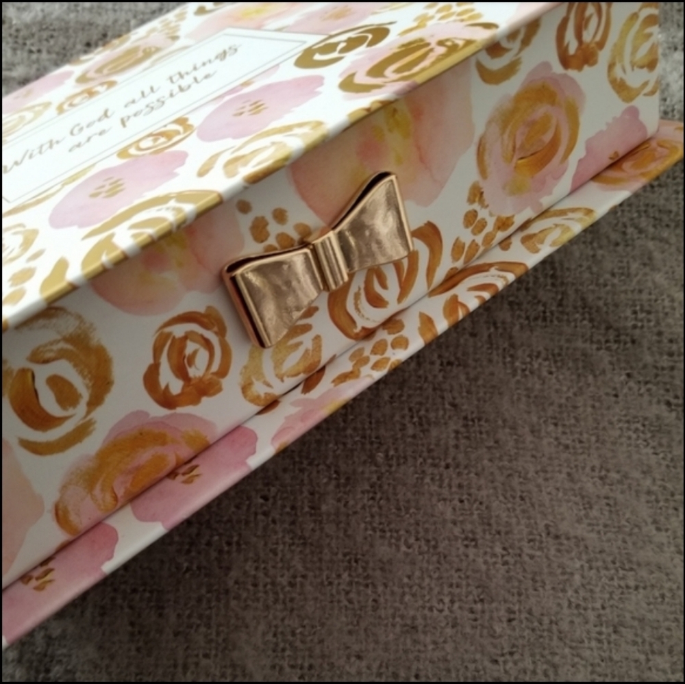 With GOD all things are possible Decorative Box - Picture 3 of 6